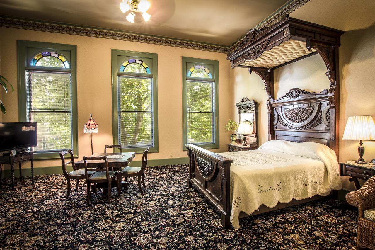 Weinhard Hotel Dayton Экстерьер фото