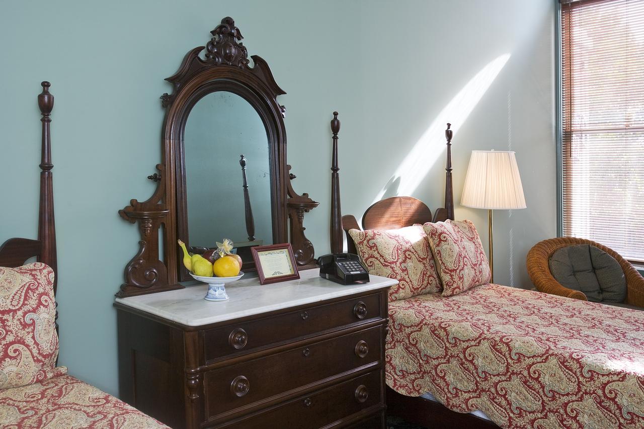 Weinhard Hotel Dayton Экстерьер фото