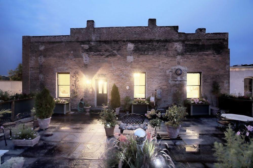 Weinhard Hotel Dayton Экстерьер фото